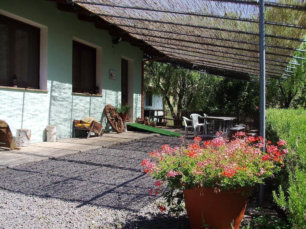 Agriturismo Cugumia Thiesi Exteriér fotografie